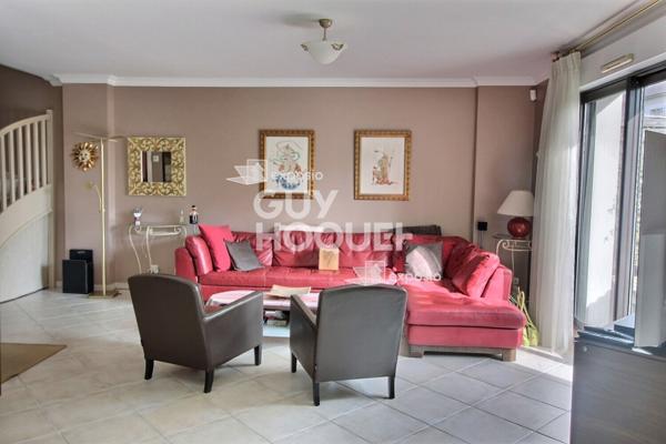 Maison d'exception à vendre à Suresnes - Référence 8854