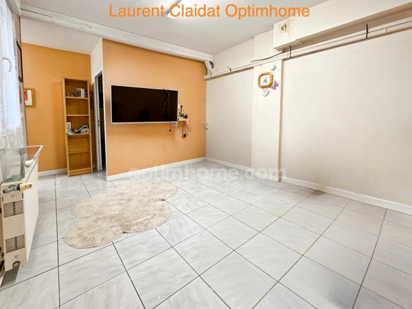GUISE - MAISON 8 PCES - ENV.244M2 - 6 CHAMBRES - COUR - PLAIN-PIED POSSIBLE