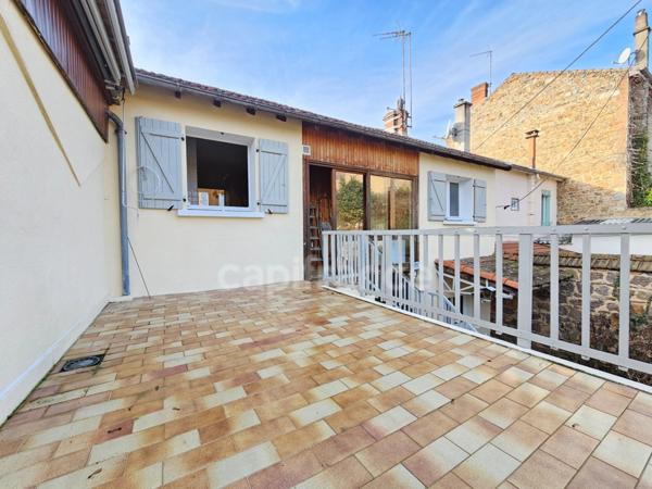 Maison à vendre 3 pièces avec garage et jardin PANISSIERES (42)