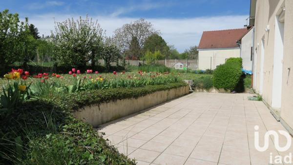 Maison 7 pièces de 180 m² à Sézanne (51120)