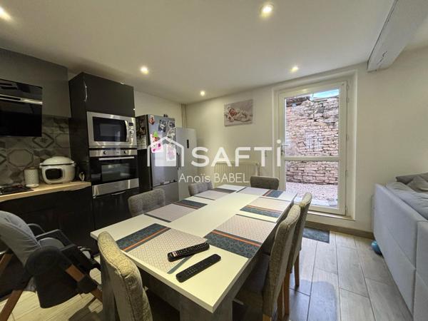 Maison au cœur des Riceys, village viticole de charme en Champagne.