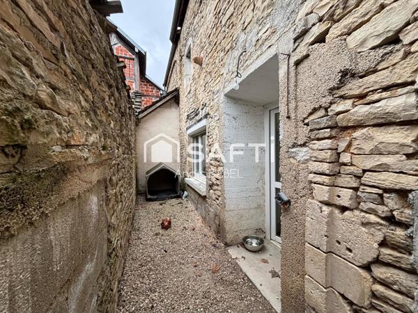 Maison au cœur des Riceys, village viticole de charme en Champagne.