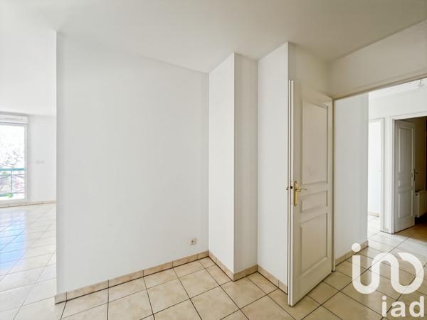 Appartement 3 pièces de 67 m² à Brie-Comte-Robert (77170)