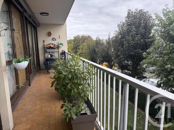 Appartement F4 à vendre  4 pièces - 77,85 m2 VILLEPARISIS - 77