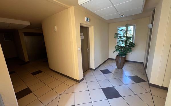 Appartement à vendre    3 pièces • 59,50 m2 Châteaurenard