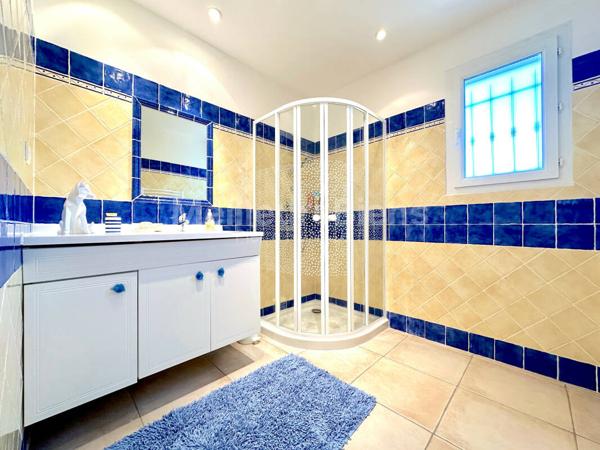 Superbe villa de 156 m2 avec vue mer et piscine