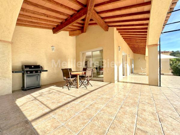 Superbe villa de 156 m2 avec vue mer et piscine