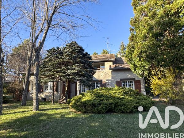 Maison à vendre 7 pièces 240 m² Sainte-Sigolène