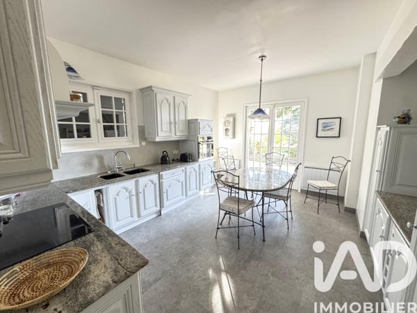 Maison à vendre 7 pièces 240 m² Sainte-Sigolène