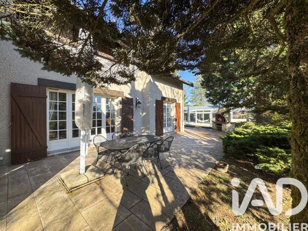 Maison à vendre 7 pièces 240 m² Sainte-Sigolène