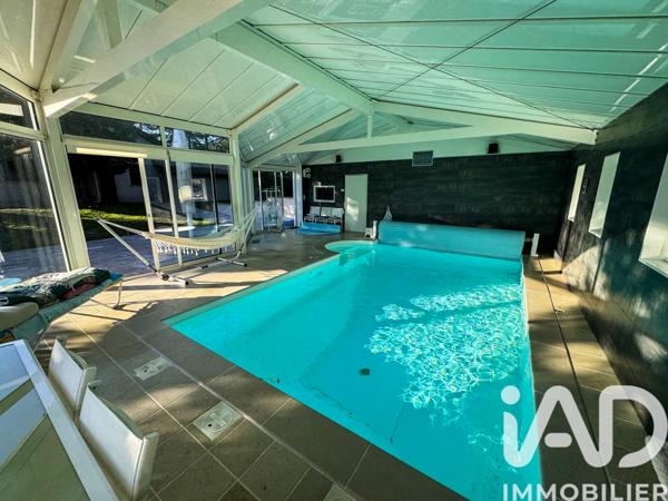 Maison à vendre 7 pièces 240 m² Sainte-Sigolène