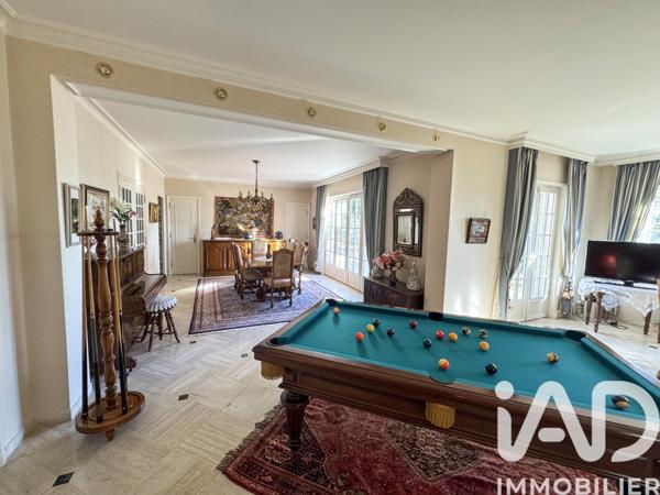 Maison à vendre 7 pièces 240 m² Sainte-Sigolène