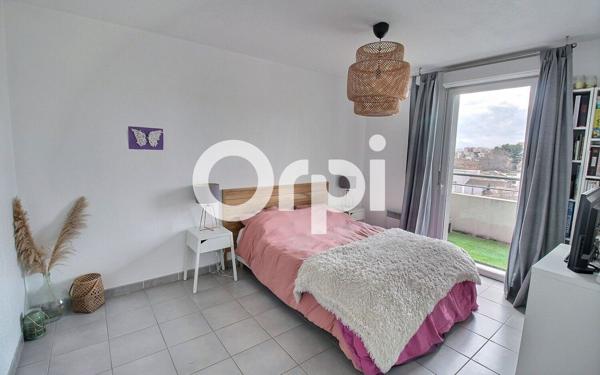 Appartement à vendre    4 pièces • 77,72 m2 Marseille 13