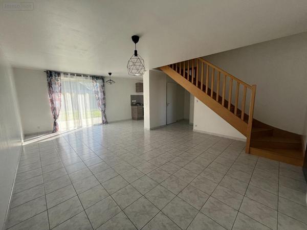 Maison à louer à Montfort-sur-Meu en Ille-et-Vilaine (35160), ref : 048-L2124   
-25 km Ouest de RENNES