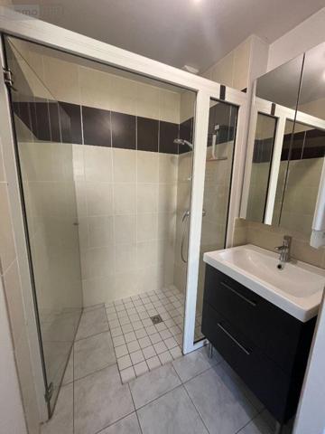 Maison à louer à Montfort-sur-Meu en Ille-et-Vilaine (35160), ref : 048-L2124   
-25 km Ouest de RENNES