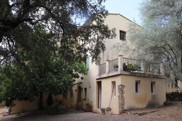 Vente Maison provençale de luxe Salernes 10 Pièces 236.58 m²
