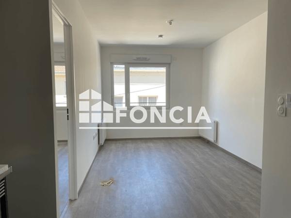 Location Appartement 2 pièces 38 m² - 17 - 21 RUE DE LA CROIX D'AUYOT Nancy 54000