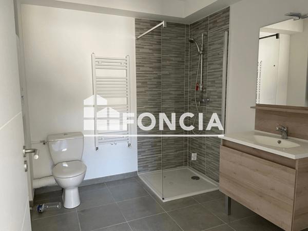 Location Appartement 2 pièces 38 m² - 17 - 21 RUE DE LA CROIX D'AUYOT Nancy 54000