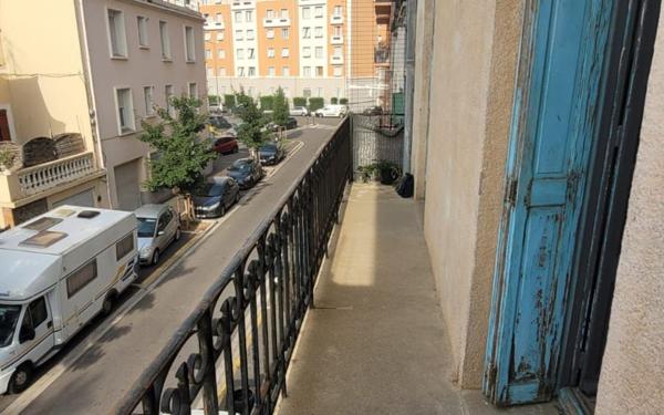 Appartement à vendre    1 pièce • 31 m2 Perpignan