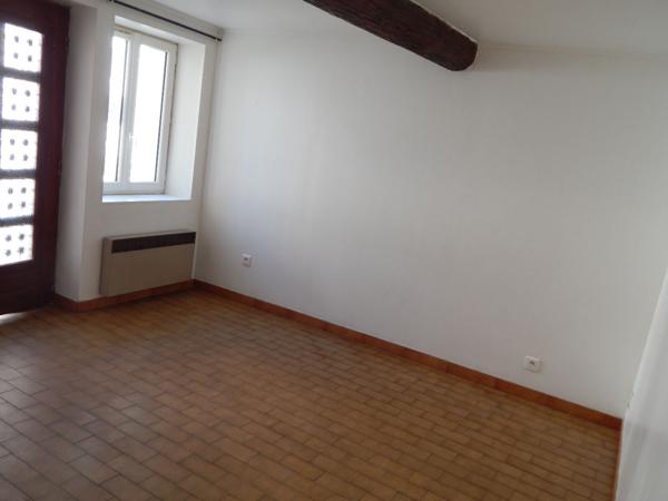 SAINT SATURNIN LES AVIGNON - IMMEUBLE A VENDRE 3 APPARTEMENTS LOUES 1255€/MOIS