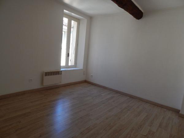 SAINT SATURNIN LES AVIGNON - IMMEUBLE A VENDRE 3 APPARTEMENTS LOUES 1255€/MOIS