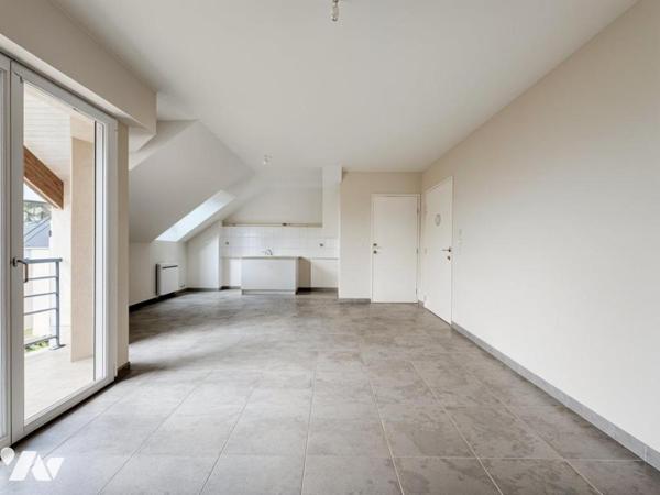 Dernier étage avec balcon – T2 au cœur des Deux Croix Banchais