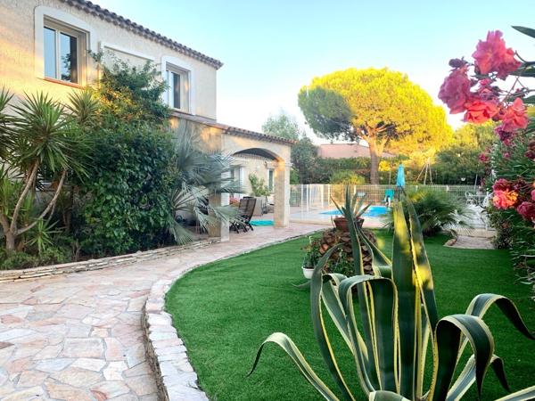 Var frejus/puget-sur-Argens - villa individuelle sur 800m2 avec piscine + garage/ annexe de25m2