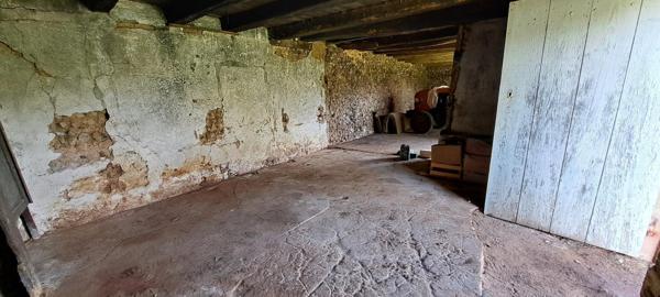 Périgourdine à restaurer, nature calme et authenticité