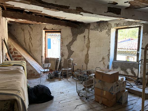 Maison de village a renover