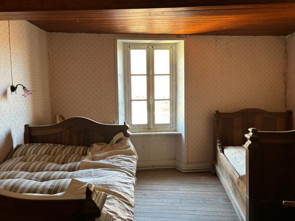 Maison de village a renover