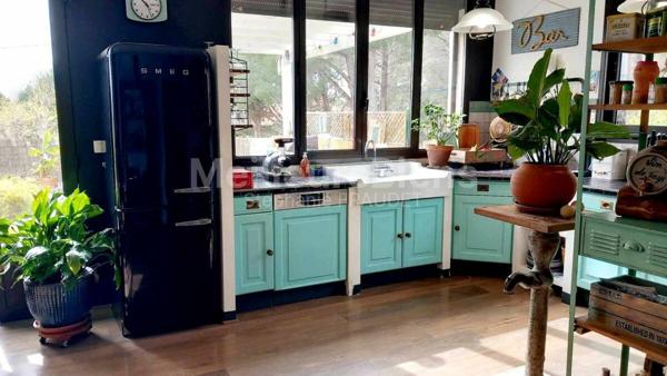 Ensemble de biens immobiliers: Maison + T2 + Dépendance