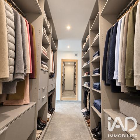 Maison à vendre 6 pièces 175,11 m² Châlons-en-Champagne