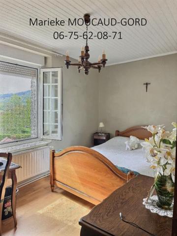 Beauzac 43590 Belle maison de caractère en pierre 3 chambres plusieurs dépendances sur 600m² de terrain