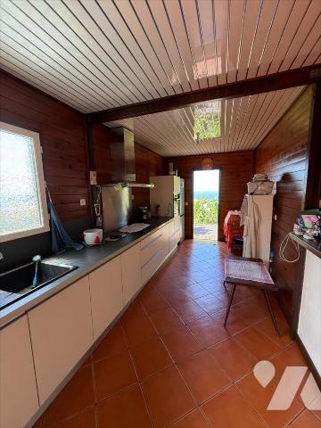 PETITE ILE maison T4 avec vue mer et piscine