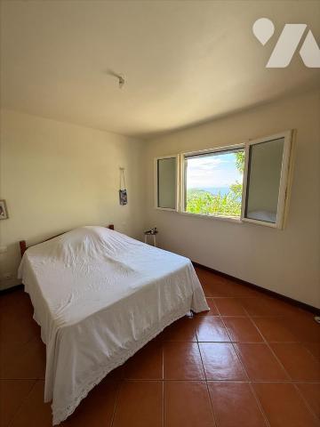 PETITE ILE maison T4 avec vue mer et piscine