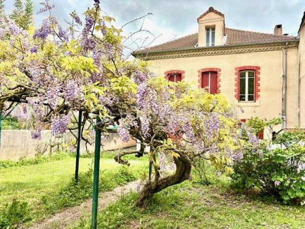 Maison de ville de 265 m²