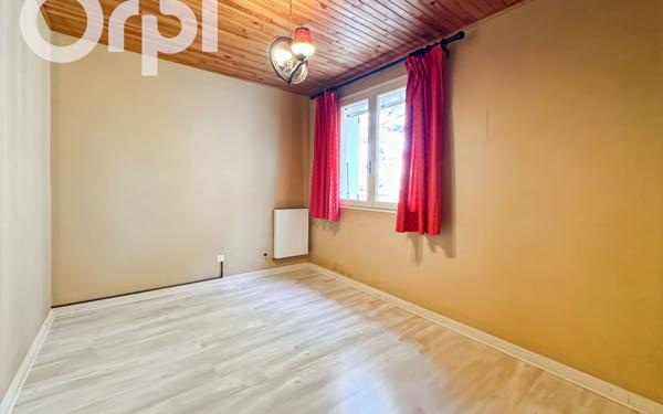 Maison à vendre    6 pièces •  Ucel