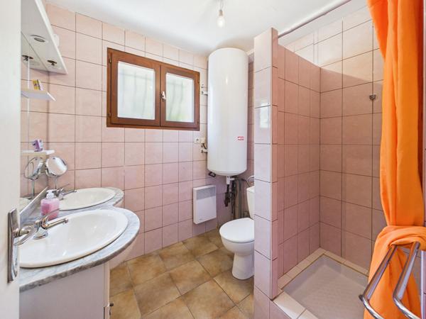 Maison Montelimar 8 pièce(s) 115 m2