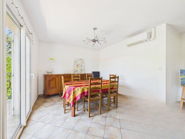 Maison Montelimar 8 pièce(s) 115 m2