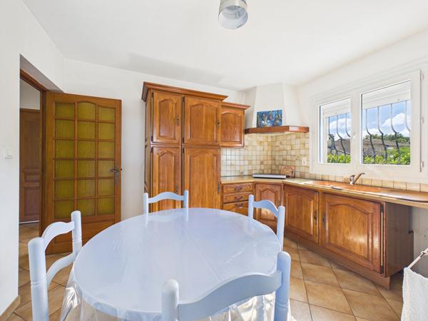 Maison Montelimar 8 pièce(s) 115 m2