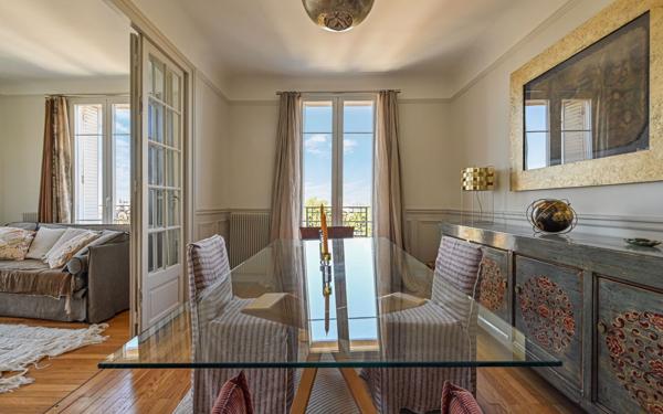 Appartement à vendre    3 pièces • 63,75 m2 Paris 12