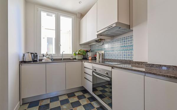 Appartement à vendre    3 pièces • 63,75 m2 Paris 12