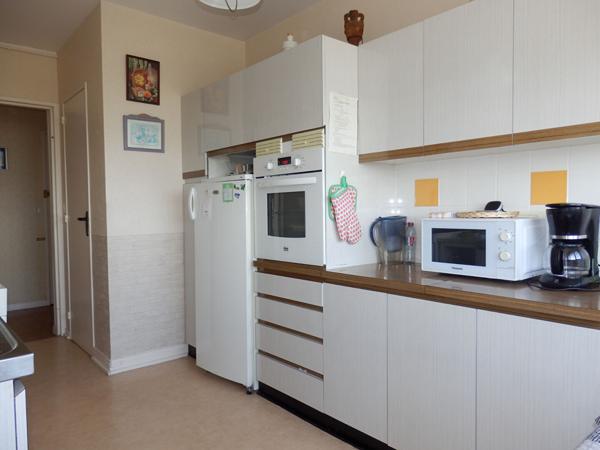 EN EXCLUSIVITE - bel appartement T4 avec vue dégagée- LAVAL Laval EN EXCLUSIVITE - bel appartement T4 avec vue dégagée- LAVAL Laval
