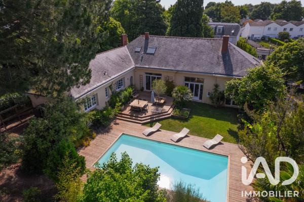Maison à vendre 13 pièces 388,17 m² Nantes