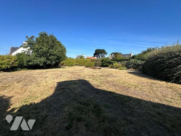 Idéalement située au coeur de Ploumanac'h, cette maison bénéficie d'un emplacement rare, à seul...