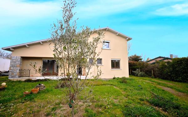 Maison à vendre    6 pièces • 170 m2 Léguevin