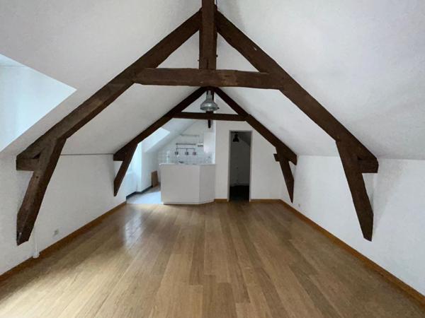 Appartement * 3 Pièces * 61 M² * 44100 Nantes * 790 * 105 * 895,  
Nantes 44100