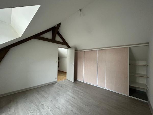 Appartement * 3 Pièces * 61 M² * 44100 Nantes * 790 * 105 * 895,  
Nantes 44100