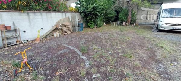 A vendre un bien atypique ayant servi de lieu de tournage de film.
