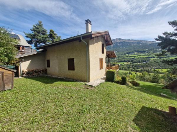 Joli chalet sur un terrain de 1581m2